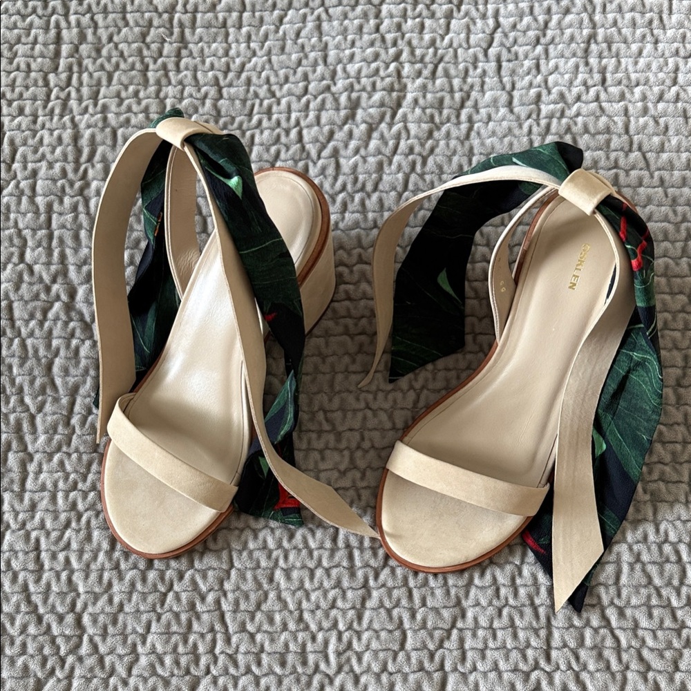 NEW ✨ OSKLEN Beige tie up flat sandals
